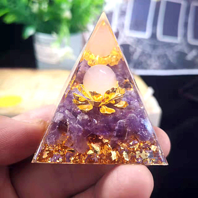 Natural Crystal Chips Epoxy Resin Wrapped Pyramid Healing Ornaments